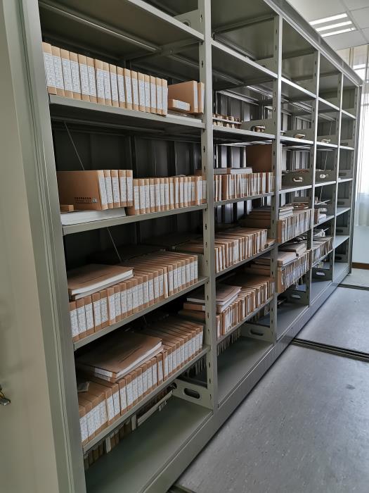 江苏省梁丰高级中学档案室图片